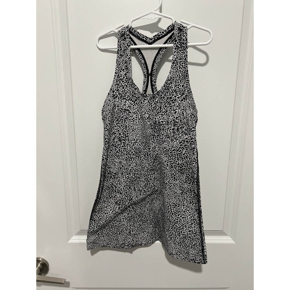 Lululemon Women's Workout Athletic Yoga Tank Missing Tag Estimated Size 2/4